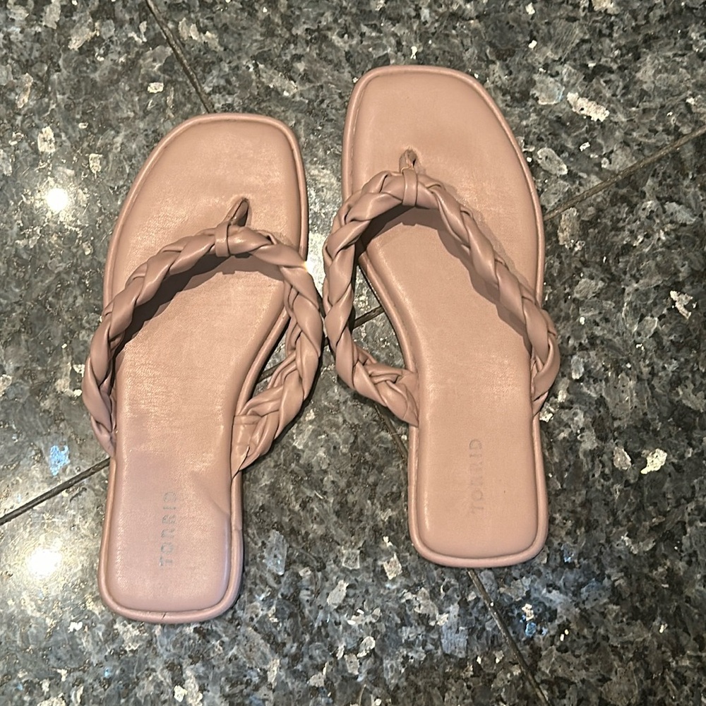 Braided Torrid Sandals, GUC, 11.5 Mauve colored, summer staple!